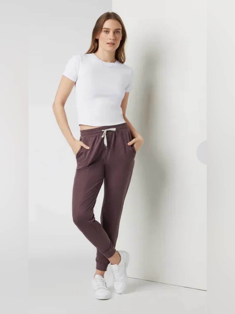VUORI WOMEN'S PERFORMANCE JOGGER, XL NWOT - Picture 4 of 9